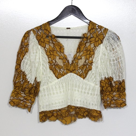 Free People Tops - Free People Wild Flowers Floral Lace SS Top